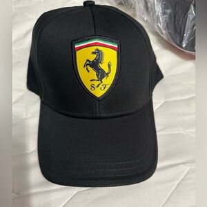 Man’s Ferrari hat authentic 100% New the tag